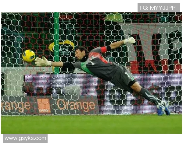 足球明星精彩扑救集锦视频盘点让你领略守门员的绝技与魅力